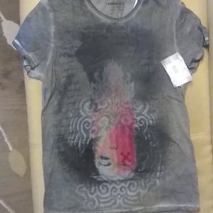 NWT ROGUE STATE T-SHIRT